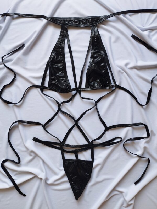 Body Striptease - Image 3